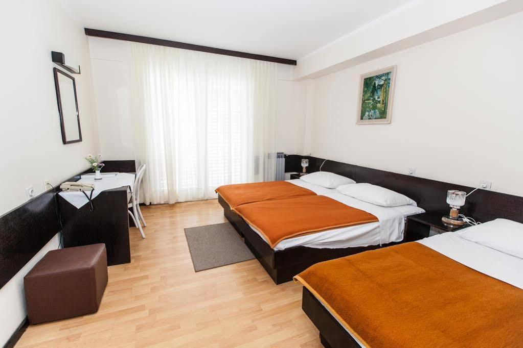 קריקווניצה Hotel Zagreb מראה חיצוני תמונה