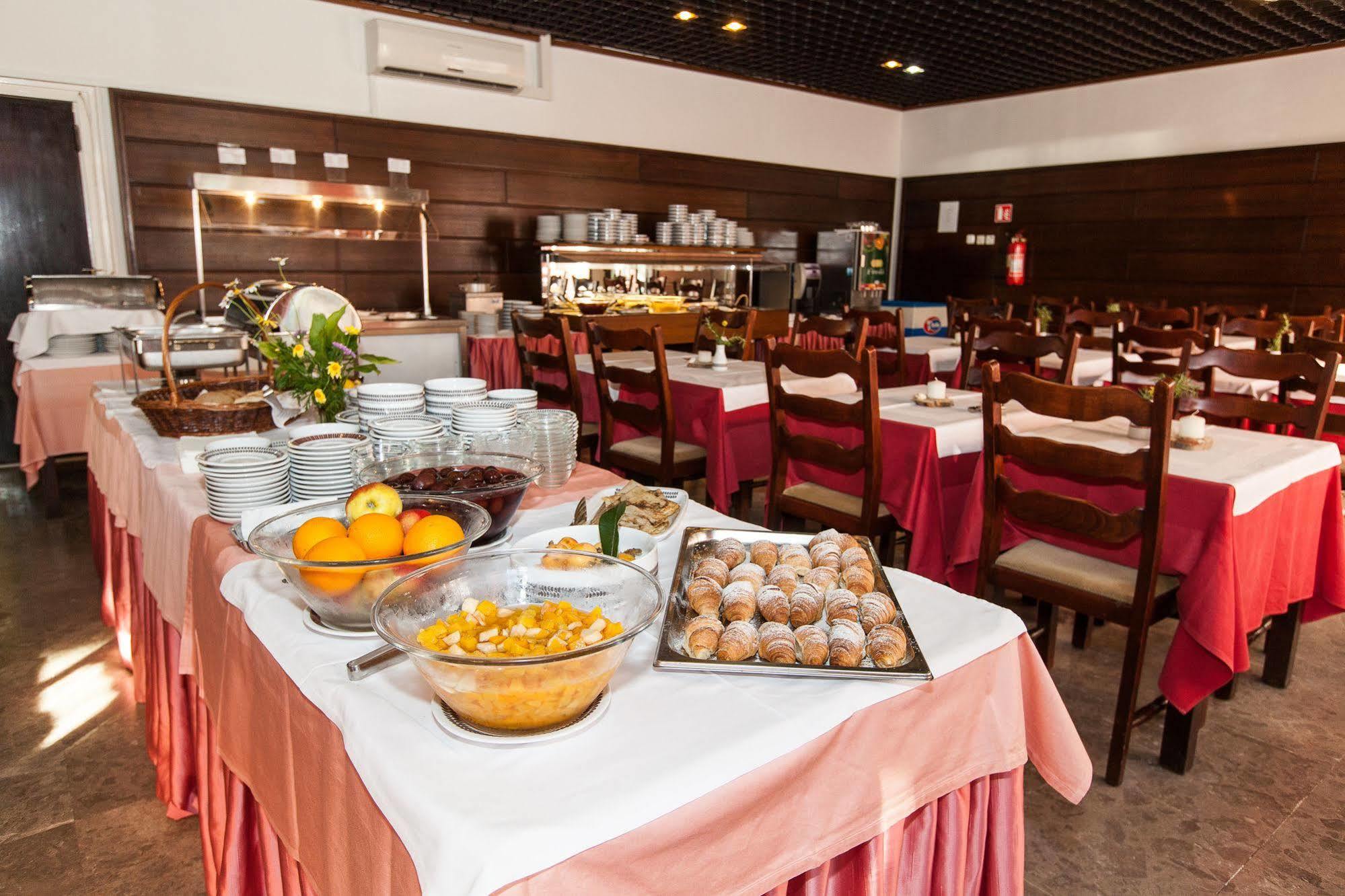 קריקווניצה Hotel Zagreb מראה חיצוני תמונה