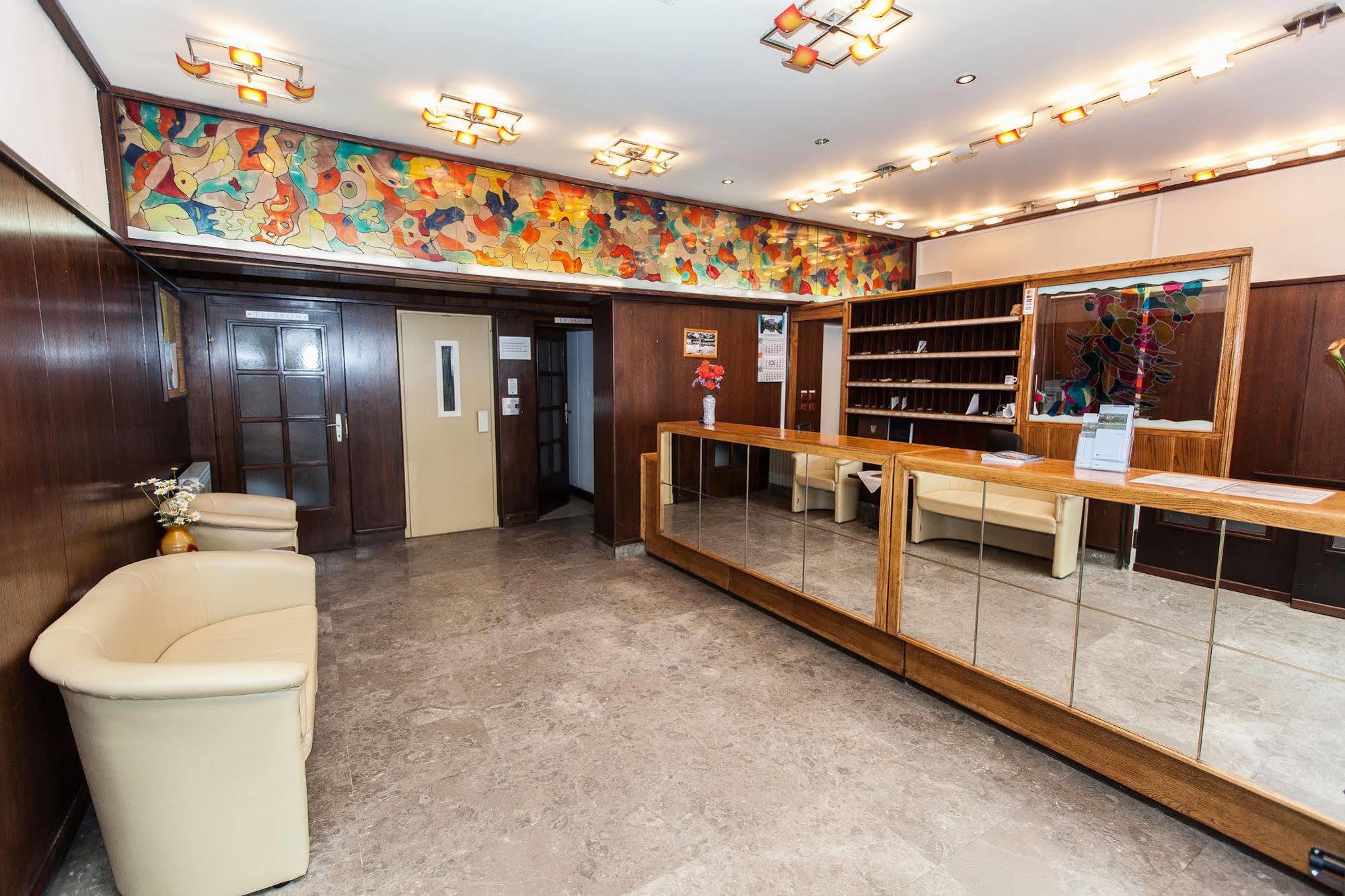 קריקווניצה Hotel Zagreb מראה חיצוני תמונה